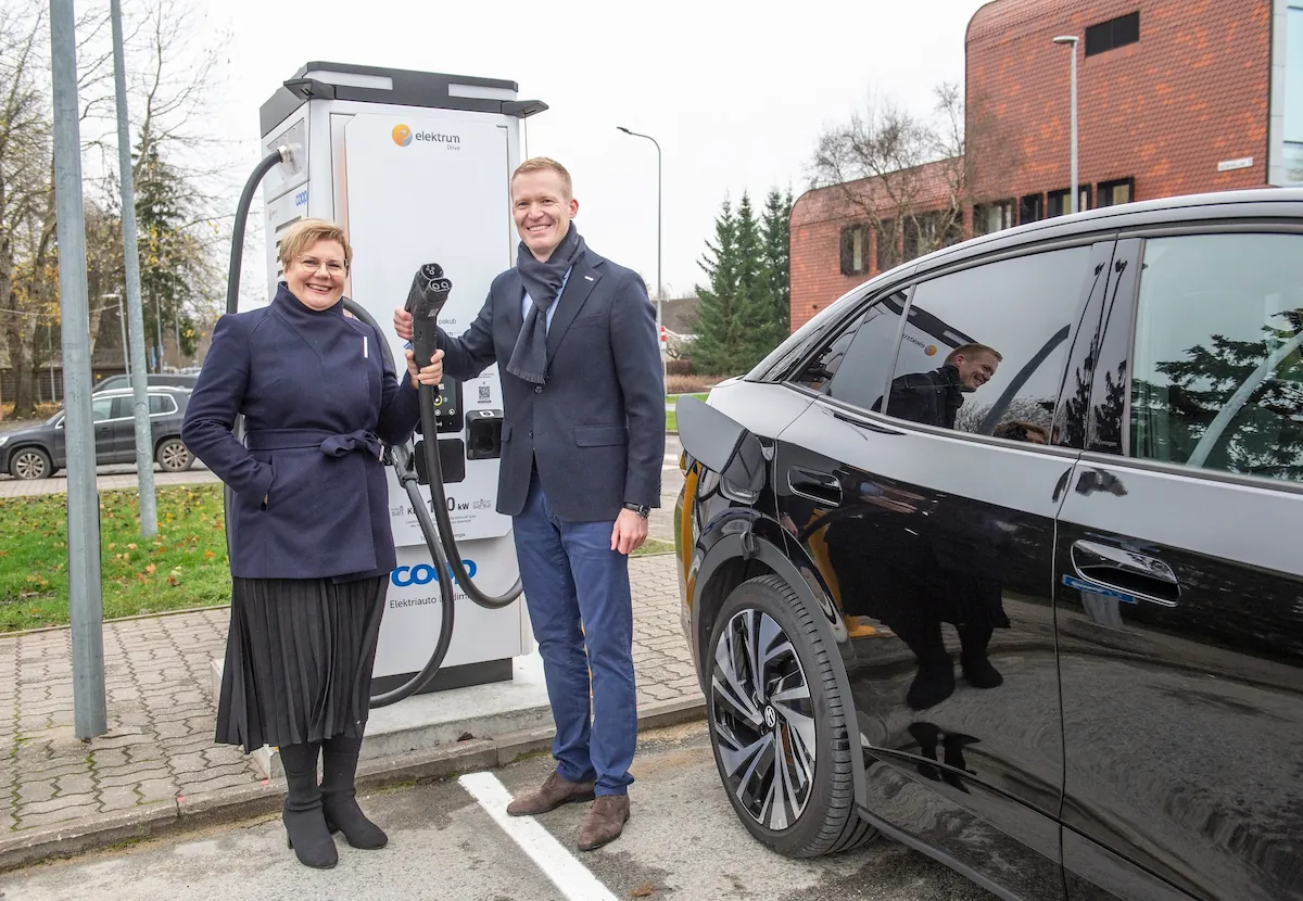 Coop ja Elektrum on elektriautodele avanud Viljandimaal ja üle Eesti ligi 50 laadimisjaama