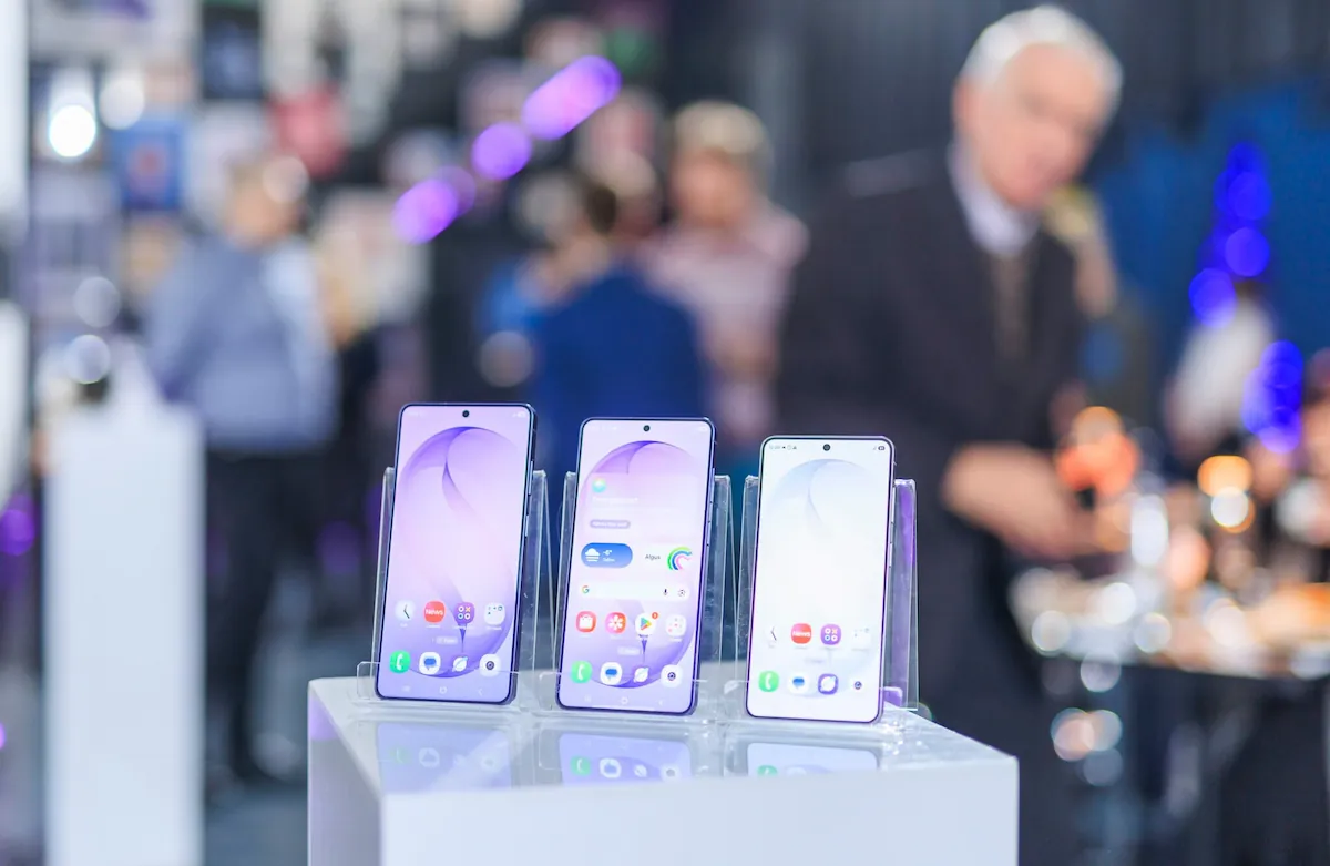 Samsung tuli välja maailma esimese Privacy Display’ga S26 Ultra nutitelefoniga ning tutvustas ka S26+ ja S26 versioone